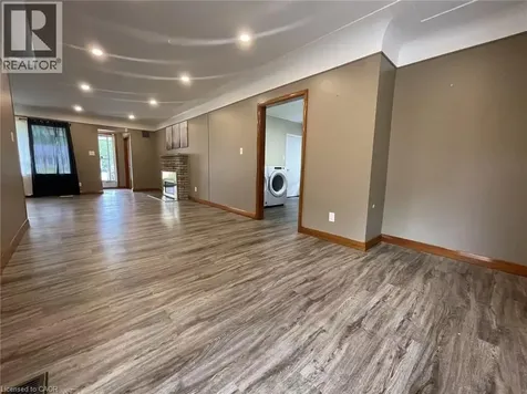 19 Hahn Place Kitchener ON N2M 1R4