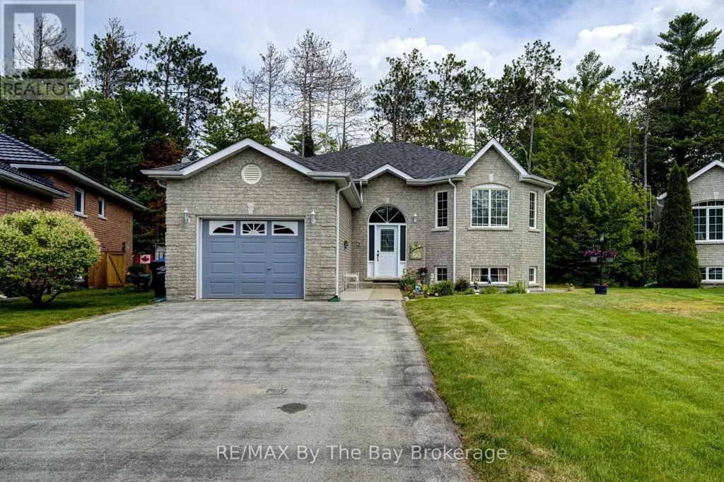 50 Donato Way Wasaga Beach ON L9Z 1R9
