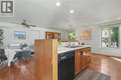 73 Appleford Road Hamilton ON L9C 6B5