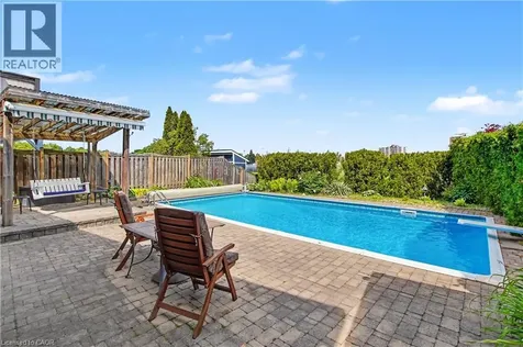73 Appleford Road Hamilton ON L9C 6B5