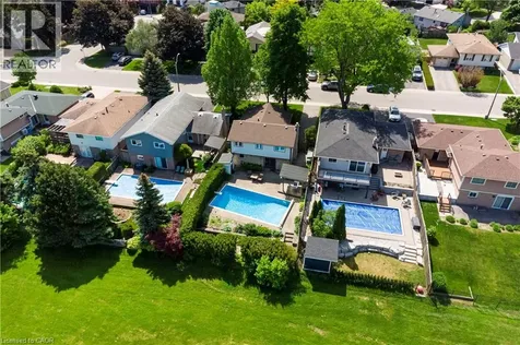 73 Appleford Road Hamilton ON L9C 6B5