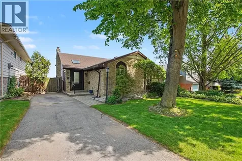 73 Appleford Road Hamilton ON L9C 6B5