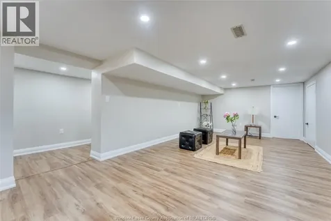 3310 Rankin Avenue Windsor ON N9E 3C1