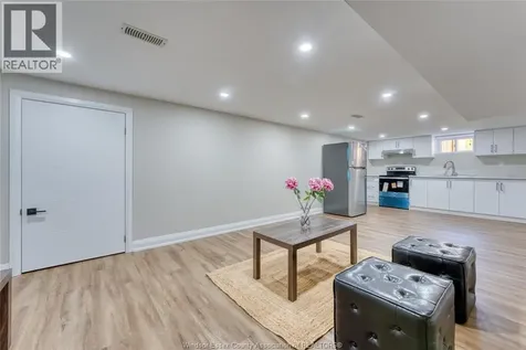 3310 Rankin Avenue Windsor ON N9E 3C1