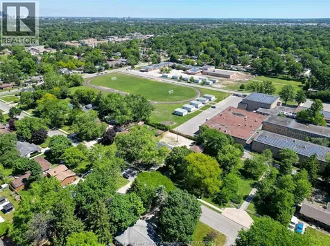 3310 Rankin Avenue Windsor ON N9E 3C1
