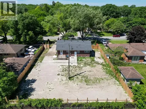 3310 Rankin Avenue Windsor ON N9E 3C1
