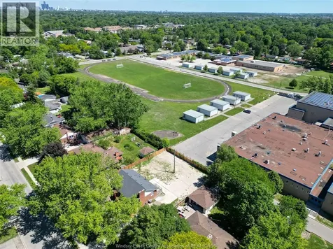 3310 Rankin Avenue Windsor ON N9E 3C1