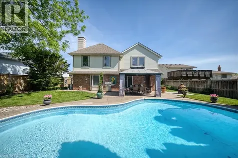 8 Cheval Drive Grimsby ON L3M 4P9