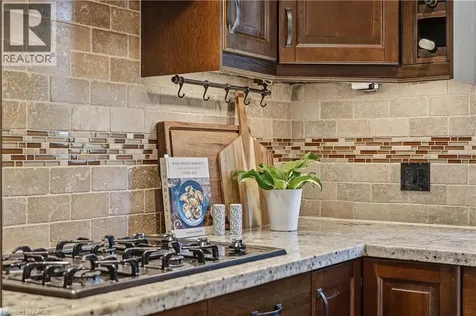 3054 Flanagan Court Burlington ON L7M 2L9