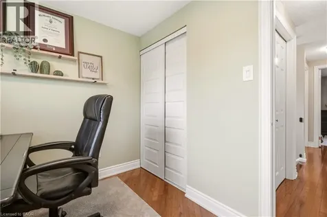 3054 Flanagan Court Burlington ON L7M 2L9