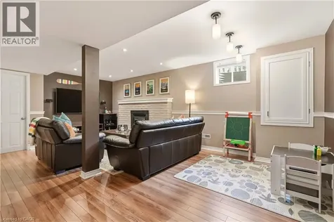 3054 Flanagan Court Burlington ON L7M 2L9