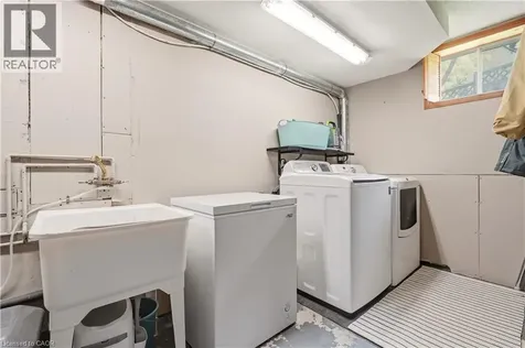 3054 Flanagan Court Burlington ON L7M 2L9