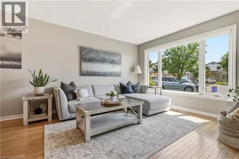 3054 Flanagan Court Burlington ON L7M 2L9