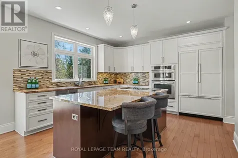 594 Overland Drive Ottawa ON K2S 0T1