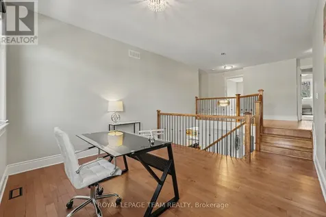 594 Overland Drive Ottawa ON K2S 0T1