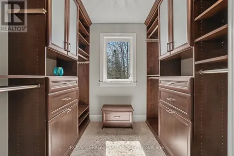 594 Overland Drive Ottawa ON K2S 0T1