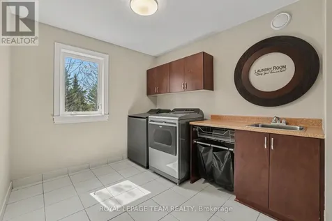 594 Overland Drive Ottawa ON K2S 0T1