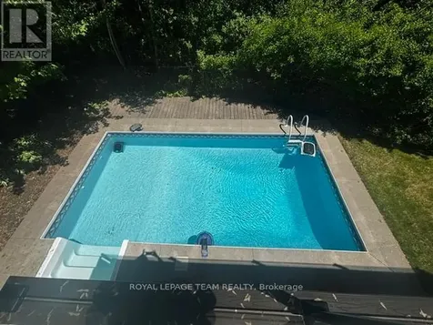 594 Overland Drive Ottawa ON K2S 0T1