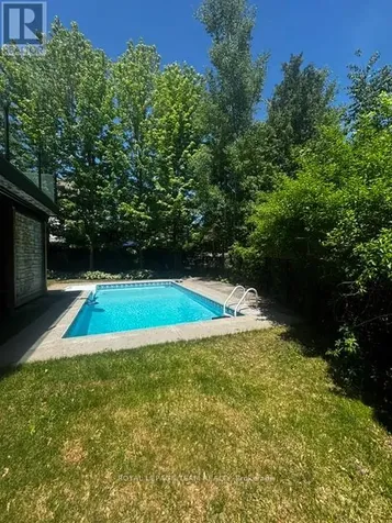 594 Overland Drive Ottawa ON K2S 0T1