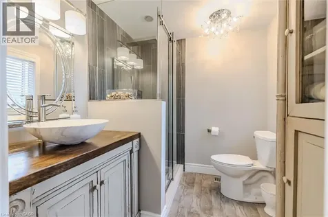 7 Alona Avenue Cambridge ON N3C 3Y5