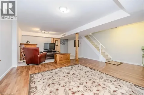 7 Alona Avenue Cambridge ON N3C 3Y5