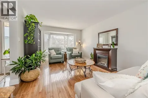 7 Alona Avenue Cambridge ON N3C 3Y5