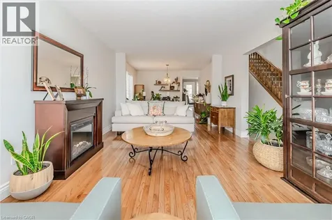7 Alona Avenue Cambridge ON N3C 3Y5