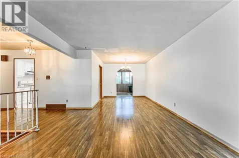 16 Dogwood Place Cambridge ON N3C 2Z4