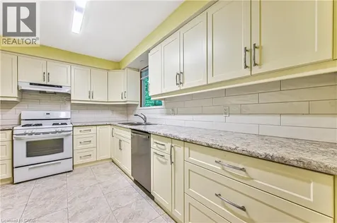 16 Dogwood Place Cambridge ON N3C 2Z4