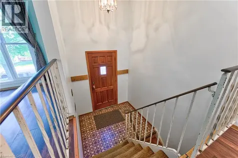 16 Dogwood Place Cambridge ON N3C 2Z4