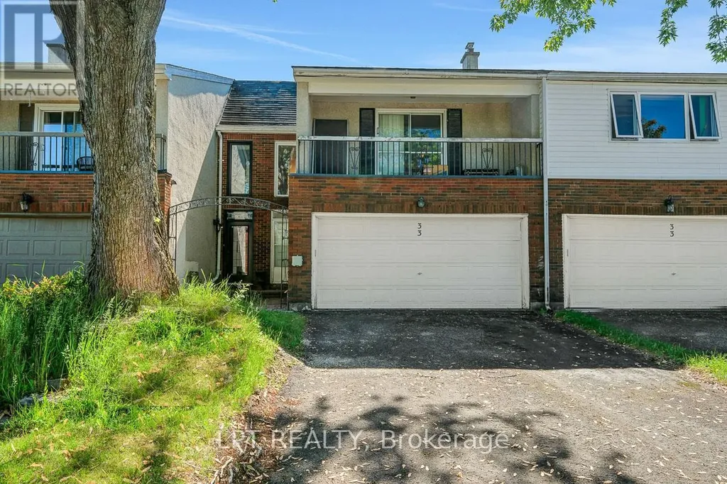 33 Estelle Crescent Ottawa ON K2H 5W9