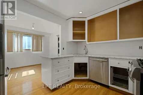 33 Estelle Crescent Ottawa ON K2H 5W9
