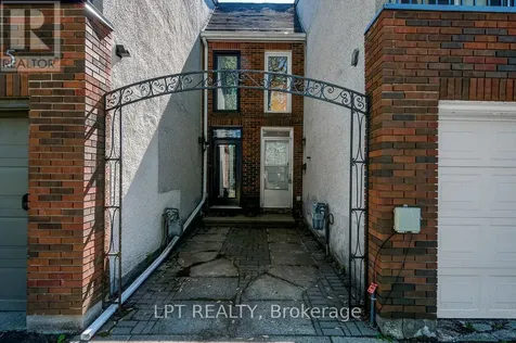 33 Estelle Crescent Ottawa ON K2H 5W9