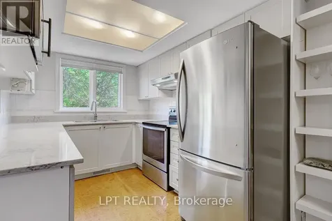 72 Westpointe Crescent Ottawa ON K2G 5Y9