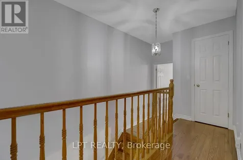 72 Westpointe Crescent Ottawa ON K2G 5Y9