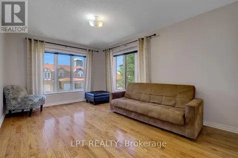 72 Westpointe Crescent Ottawa ON K2G 5Y9