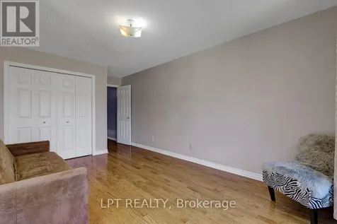 72 Westpointe Crescent Ottawa ON K2G 5Y9