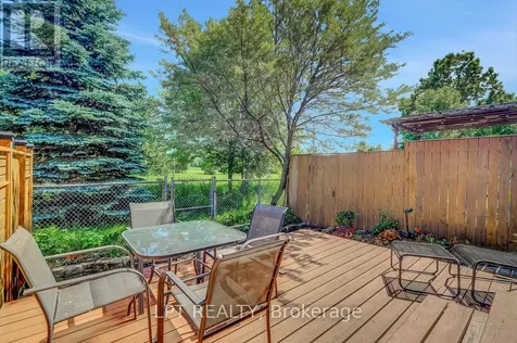 72 Westpointe Crescent Ottawa ON K2G 5Y9
