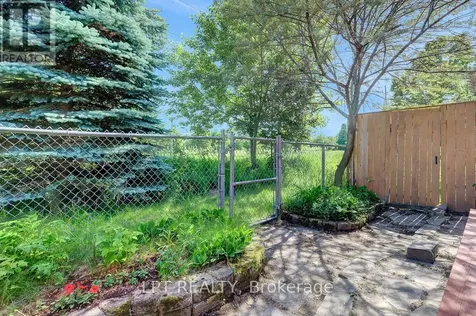 72 Westpointe Crescent Ottawa ON K2G 5Y9