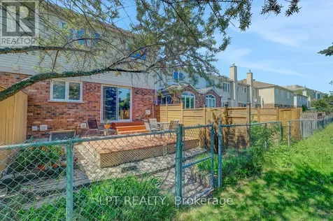 72 Westpointe Crescent Ottawa ON K2G 5Y9