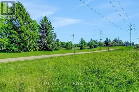 72 Westpointe Crescent Ottawa ON K2G 5Y9