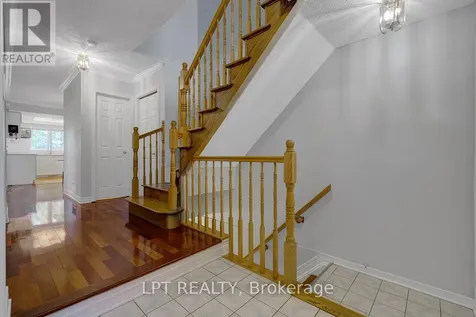 72 Westpointe Crescent Ottawa ON K2G 5Y9