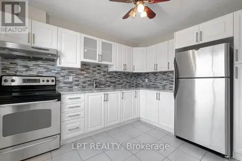 3501 Aladdin Lane Ottawa ON K1T 1E1