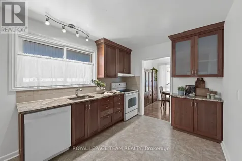 1218 Cline Crescent Ottawa ON K2C 2P2