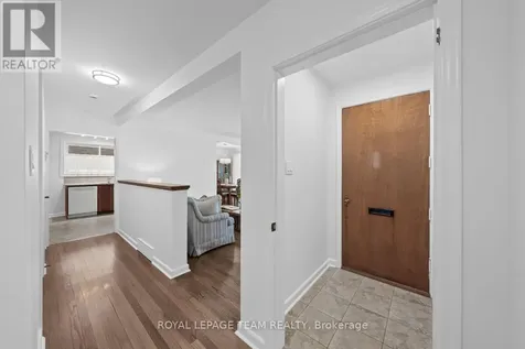 1218 Cline Crescent Ottawa ON K2C 2P2