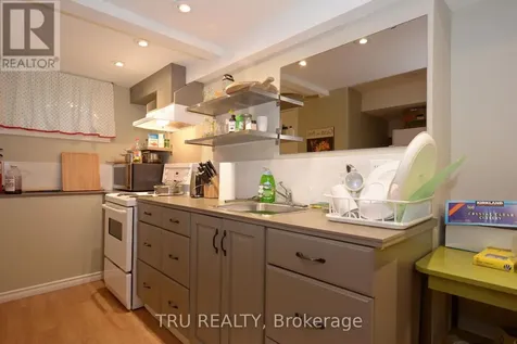 1106 Clyde Avenue Ottawa ON K2C 1Y2