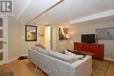1106 Clyde Avenue Ottawa ON K2C 1Y2