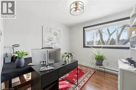 31 Hunter Street Dundas ON L9H 1E5