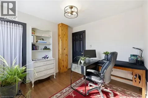 31 Hunter Street Dundas ON L9H 1E5