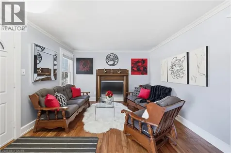 31 Hunter Street Dundas ON L9H 1E5